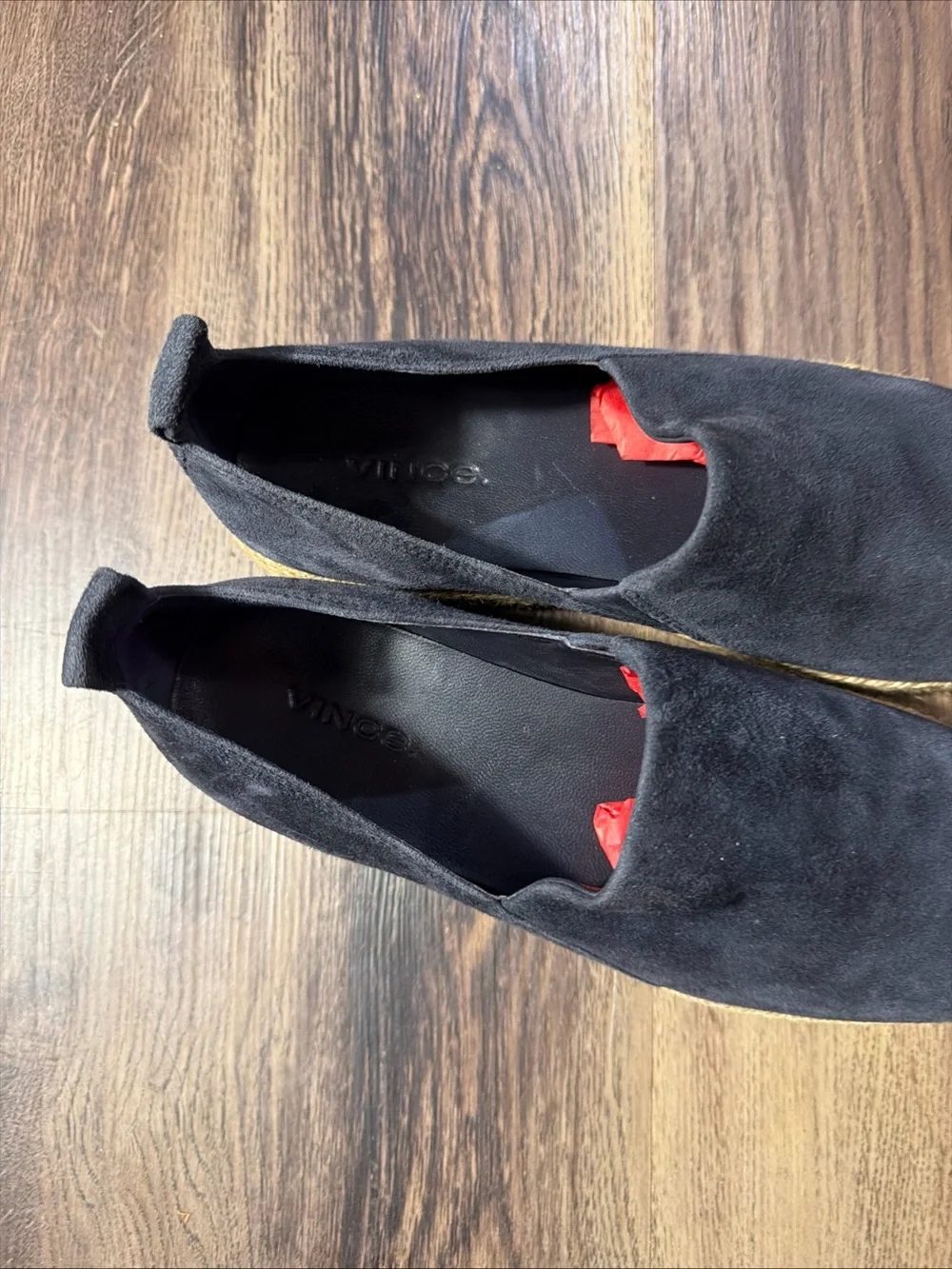 Vince Wilden Slip-On Shoes Round toe Suede Leather & fabric lining size 6M